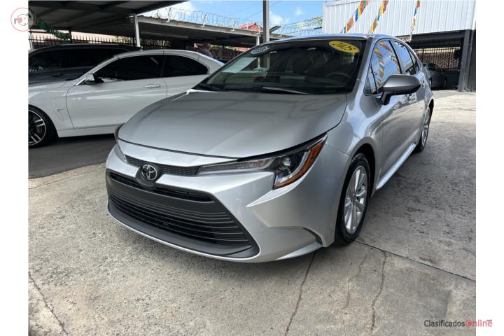TOYOTA COROLLA LE 2025 SOL0 7K MILLAS!!!