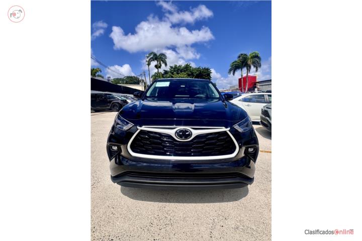 TOYOTA HIGHLANDER LE 2024
