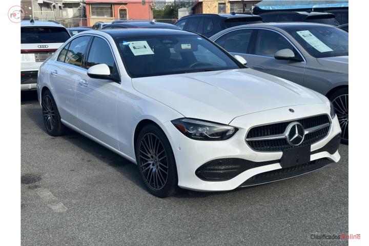 Mercedes Benz C300 2025