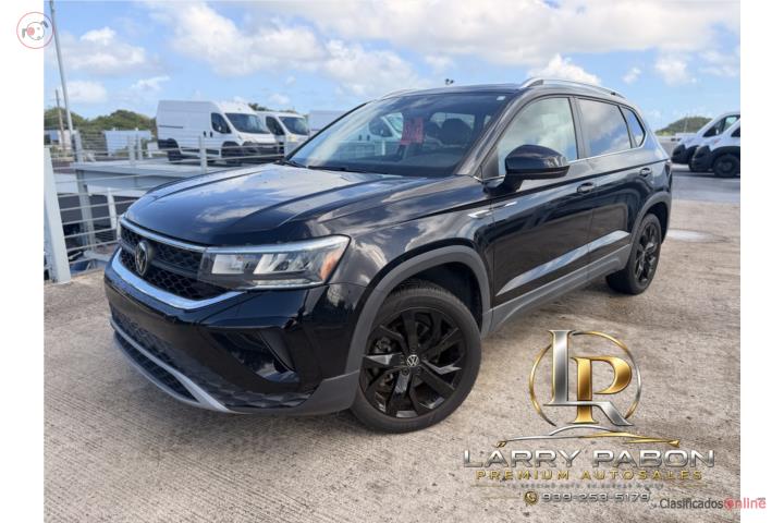 Volkswagen Taos SE 2023 Solo 17K Millas CPO