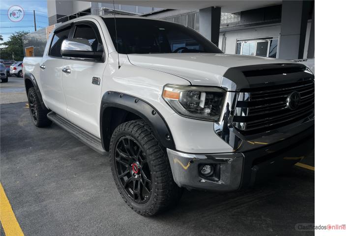 Toyota Tundra 4x4 1974 Edition