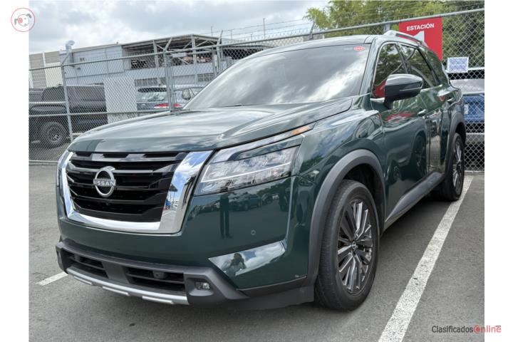 Nissan Pathfinder SL 2023