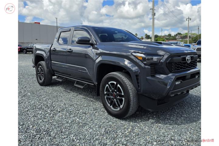 TACOMA TRD SPORT 4X4 CON ACCESORIOS!