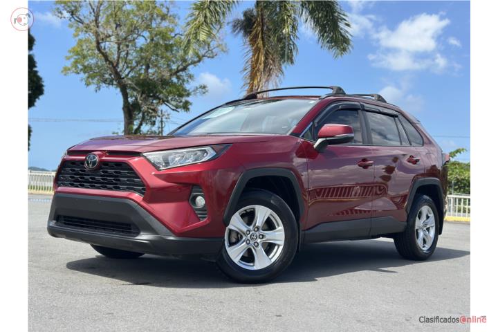 TOYOTA RAV4 XLE 2021 SUNROOF