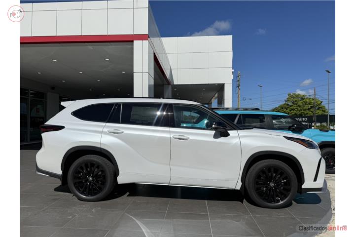 TOYOTA HIGHLANDER XSE AWD 2026