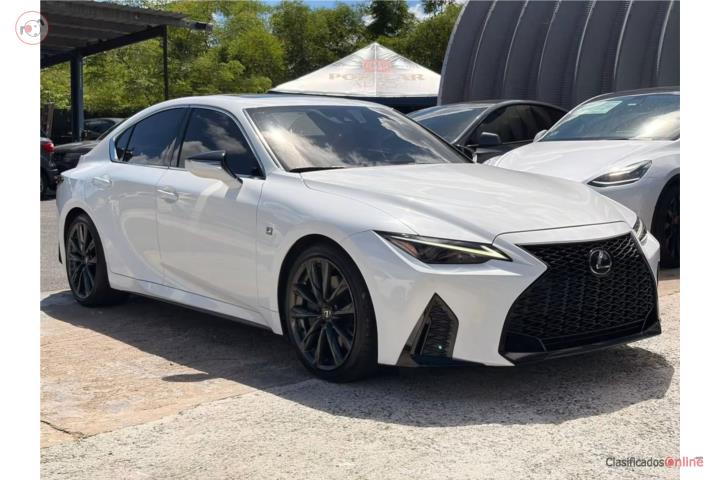 2023 Lexus is 300 36mil millas pago desde$599