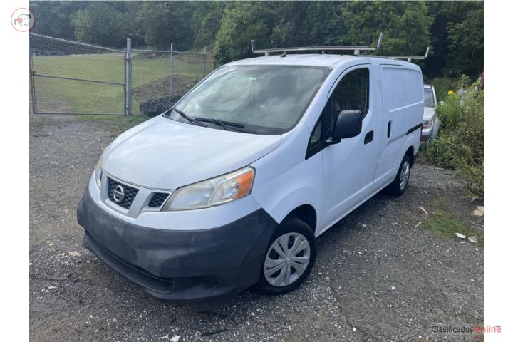 2014 NISSAN NV 200 SV CARGO VAN