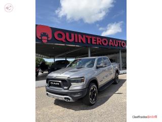 RAM REBEL 2020 4X4 COMO NUEVA!