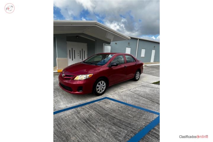 Toyota Corolla LE 2011