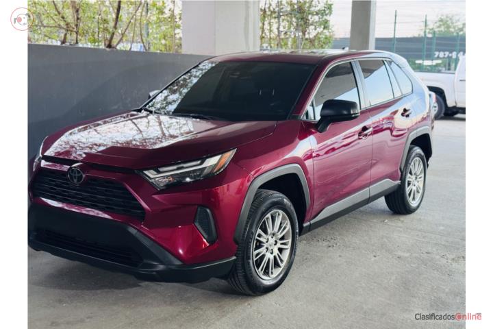 TOYOTA RAV4 LE 2025