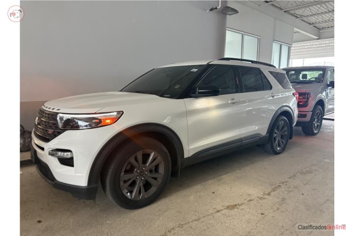 2022 EXPLORER XLT