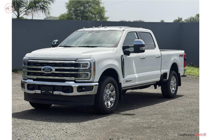 FORD F250 KING RANCH FX4 2026